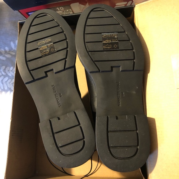 Kenneth Cole Chelsea Boots, Black - Picture 5 of 12